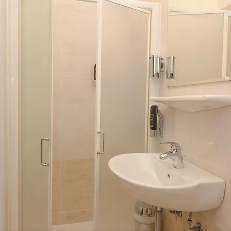 Hotel Astoria 3*